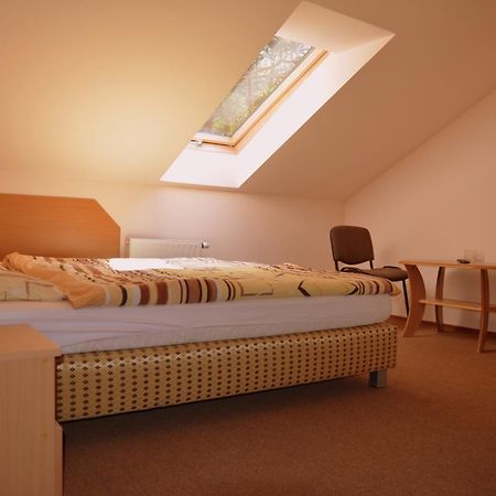 Lesny Zakatek Bed and Breakfast Smardzewice Buitenkant foto