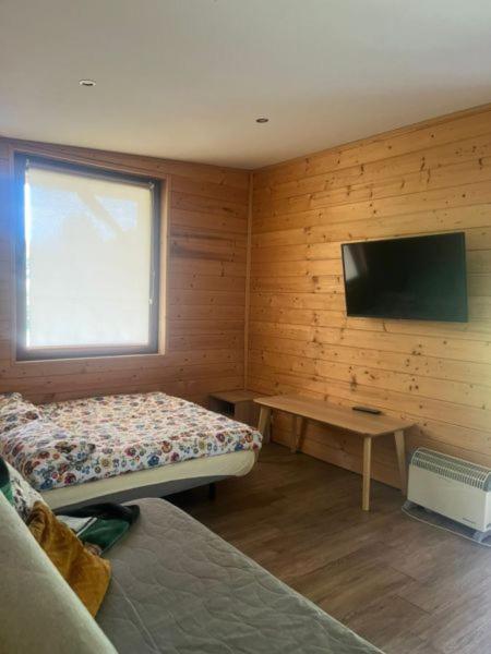 Lesny Zakatek Bed and Breakfast Smardzewice Buitenkant foto