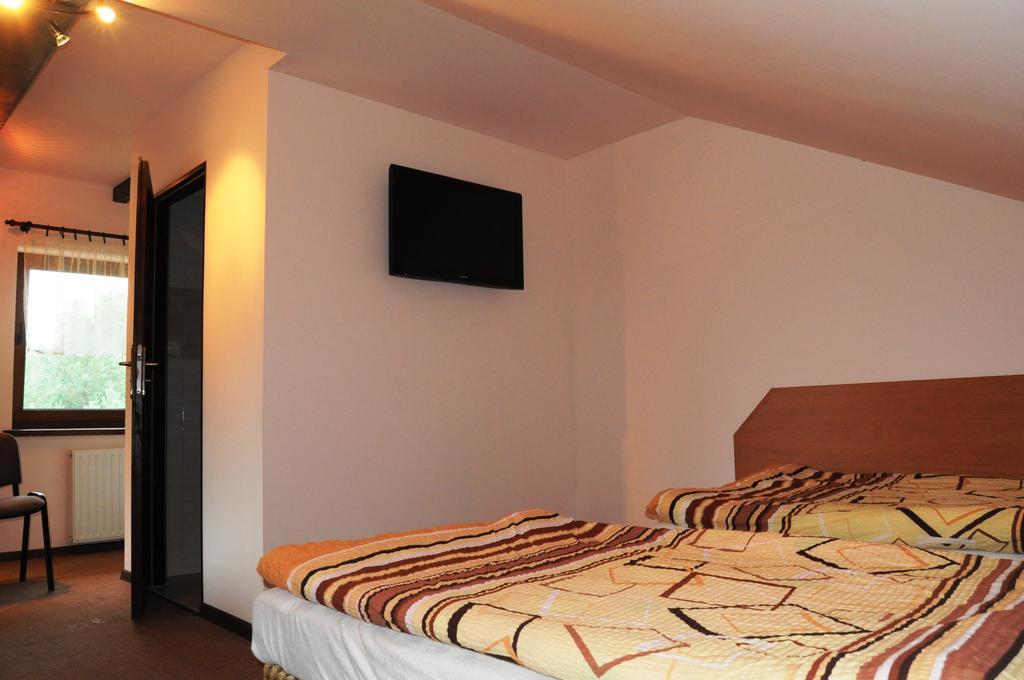 Lesny Zakatek Bed and Breakfast Smardzewice Buitenkant foto