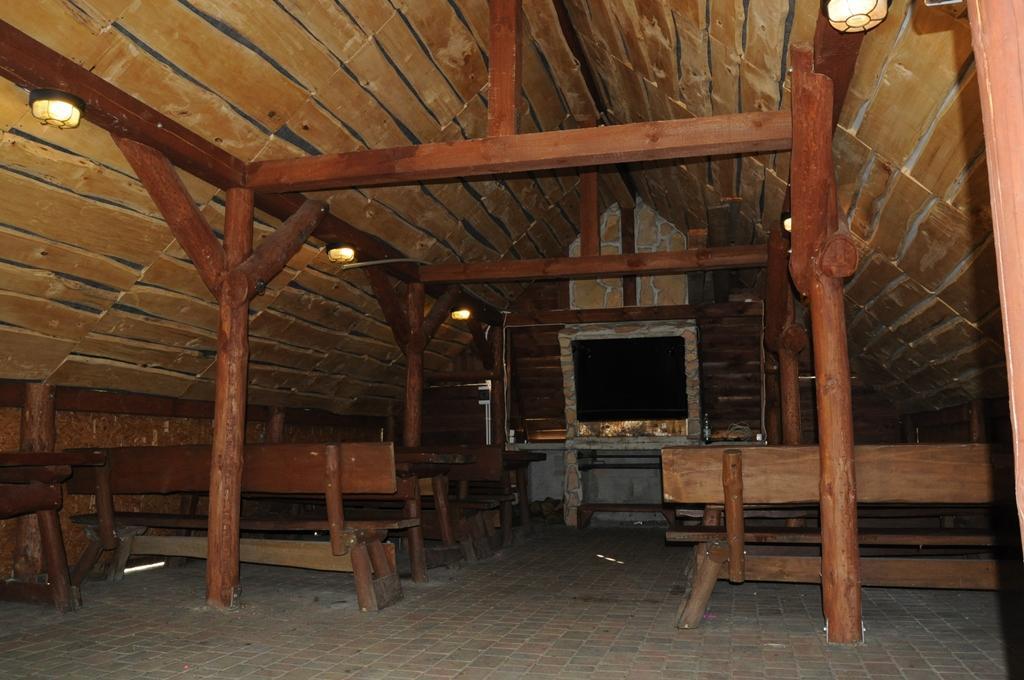 Lesny Zakatek Bed and Breakfast Smardzewice Buitenkant foto