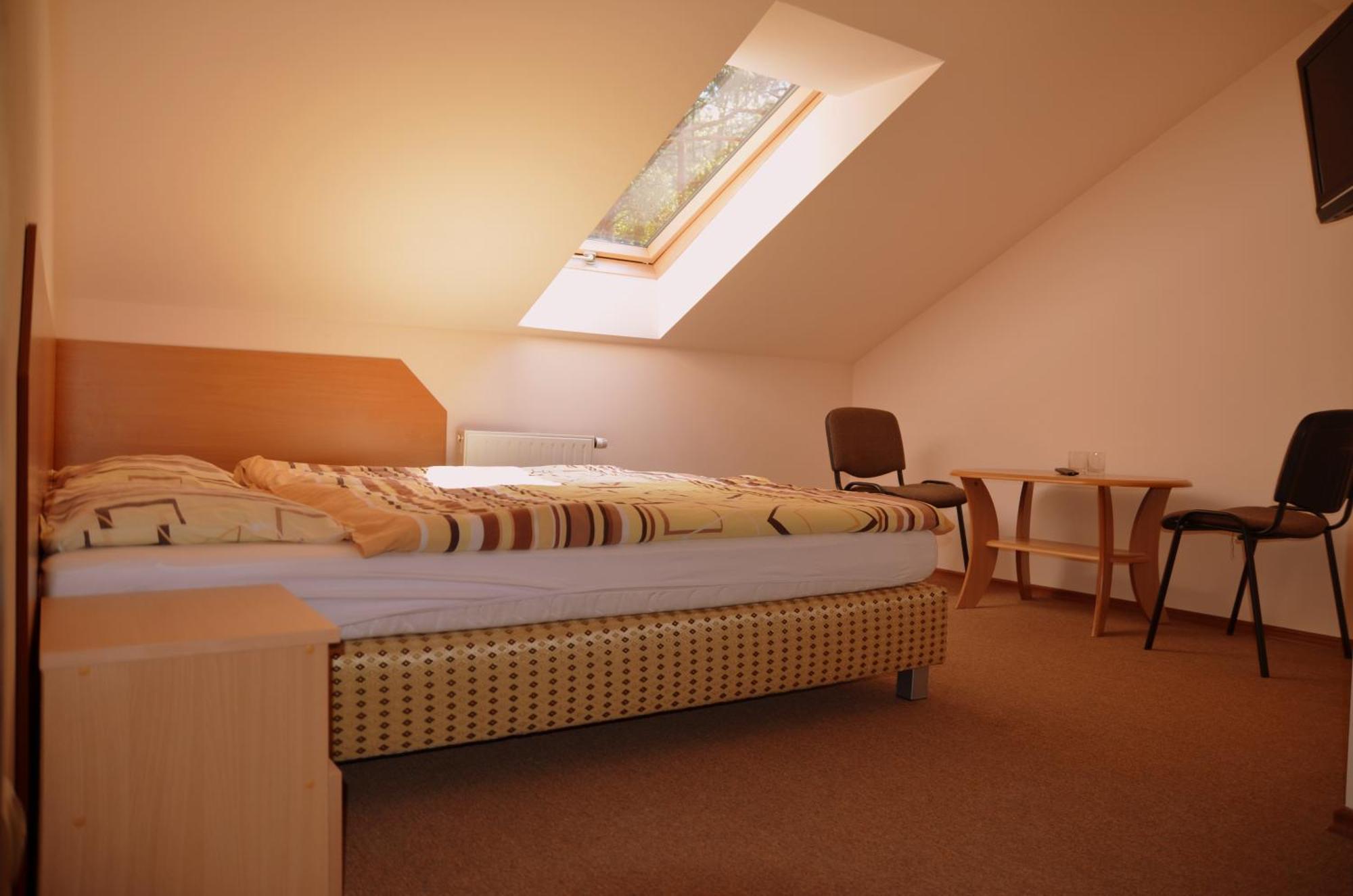 Lesny Zakatek Bed and Breakfast Smardzewice Buitenkant foto